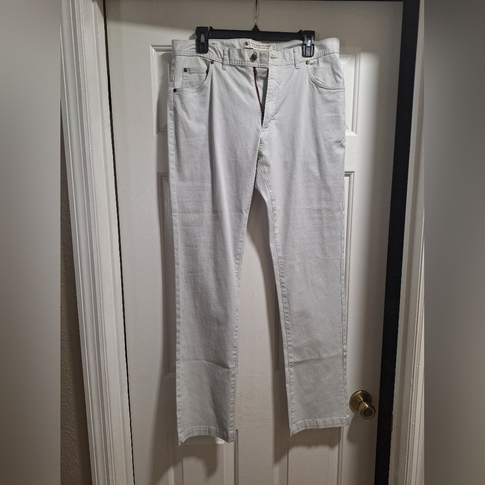 Southern Proper Men's White Straight Jeans New